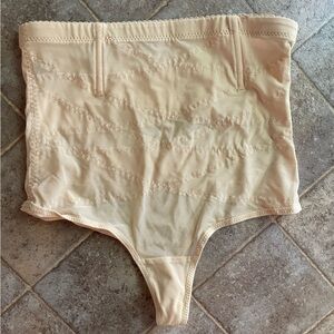 High-Waisted Cream Shapewear